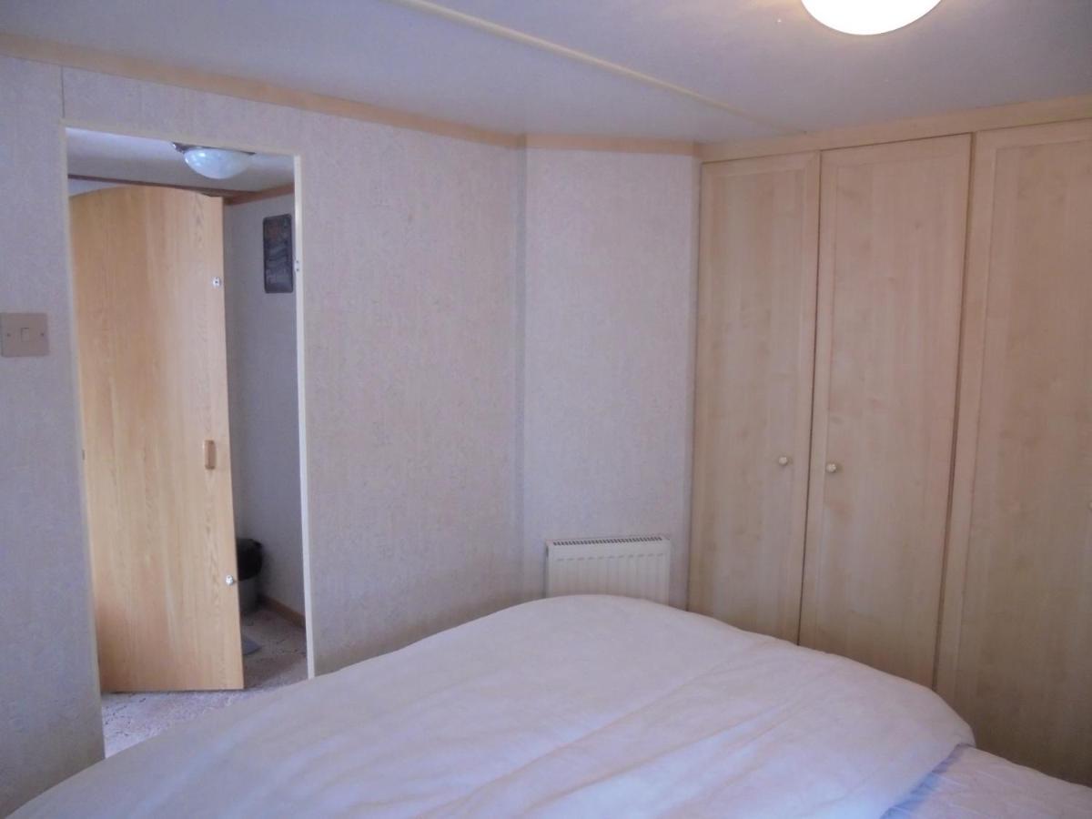 Seaview: The Crown:- 6 Berth, Central Heated, Enclosed Veranda อินโกลด์เมลส์ ภายนอก รูปภาพ